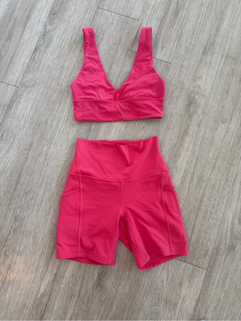 lululemon athletica Vibrant Pink High-Waist Bike Shorts Set - Picture 3 of 3